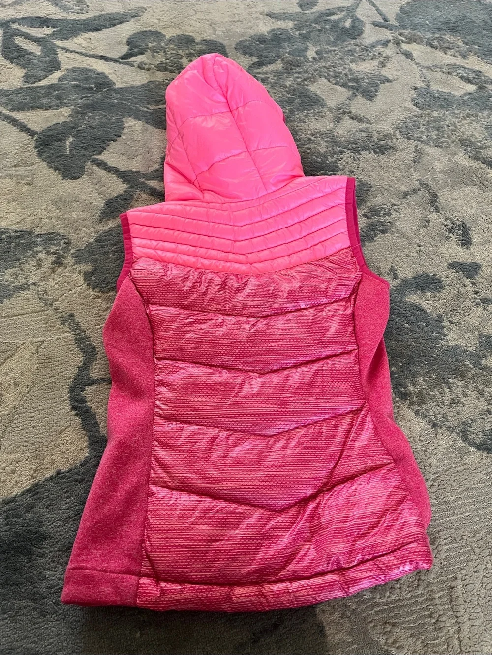 Free Country Girls' Hooded Quilted Vest in Bright Pink - Picture 6 of 6